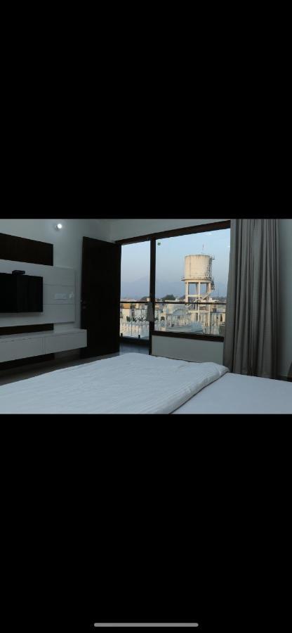 Hotel Temple View Inn Anandpur Sāhib Exteriér fotografie
