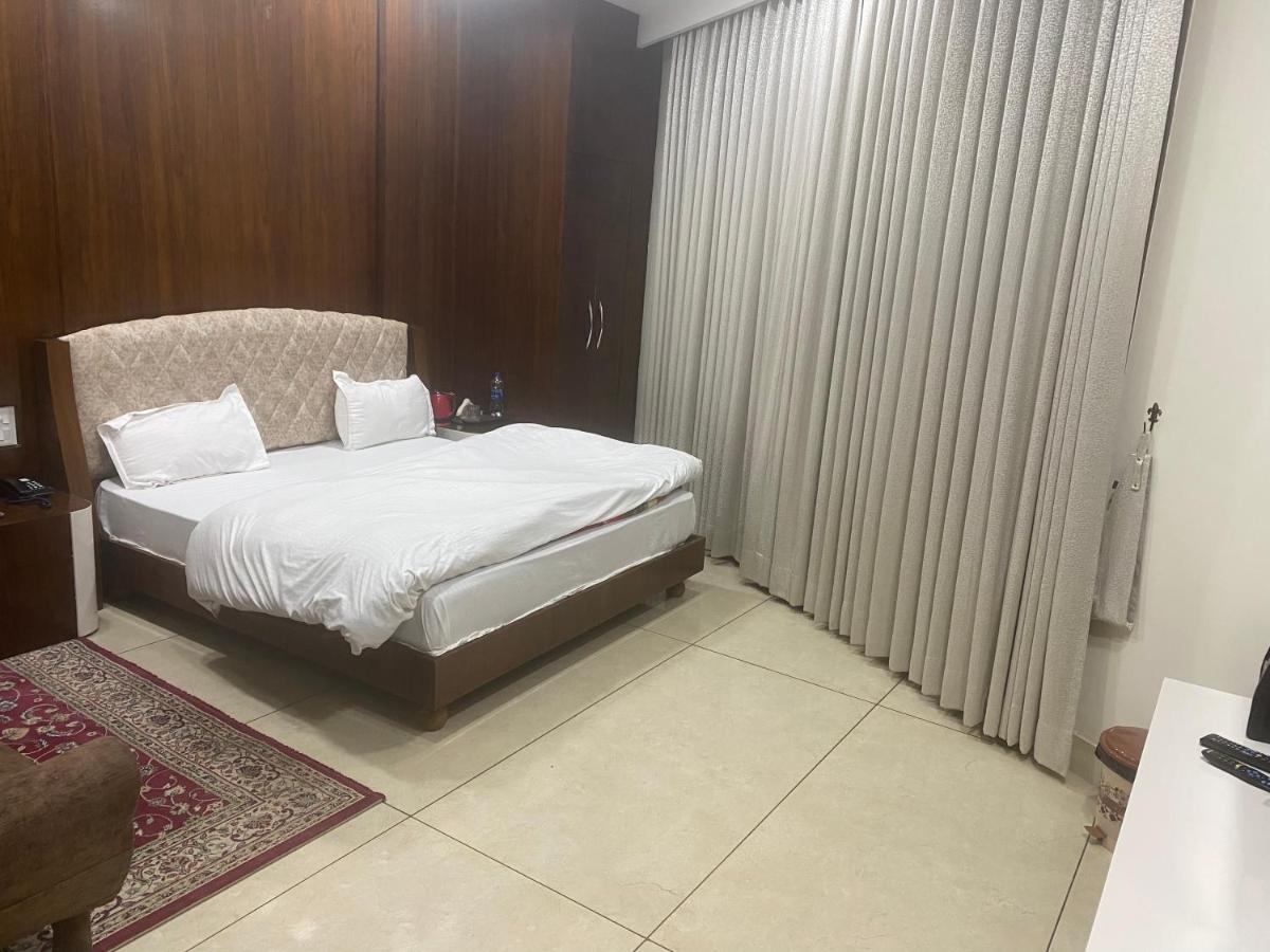 Hotel Temple View Inn Anandpur Sāhib Exteriér fotografie
