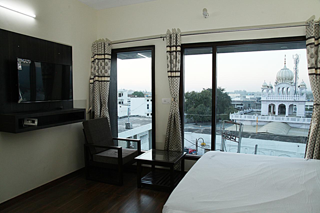 Hotel Temple View Inn Anandpur Sāhib Exteriér fotografie