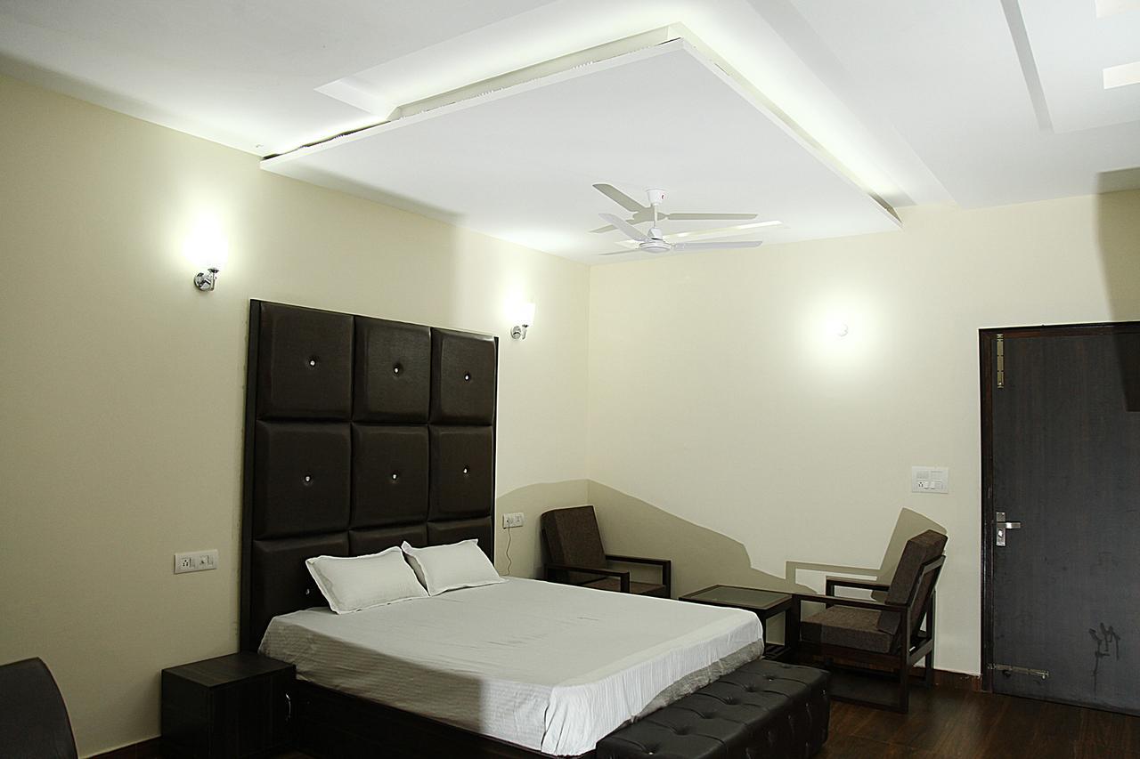Hotel Temple View Inn Anandpur Sāhib Exteriér fotografie