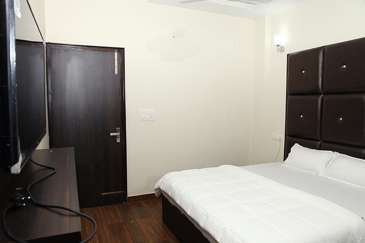 Hotel Temple View Inn Anandpur Sāhib Exteriér fotografie