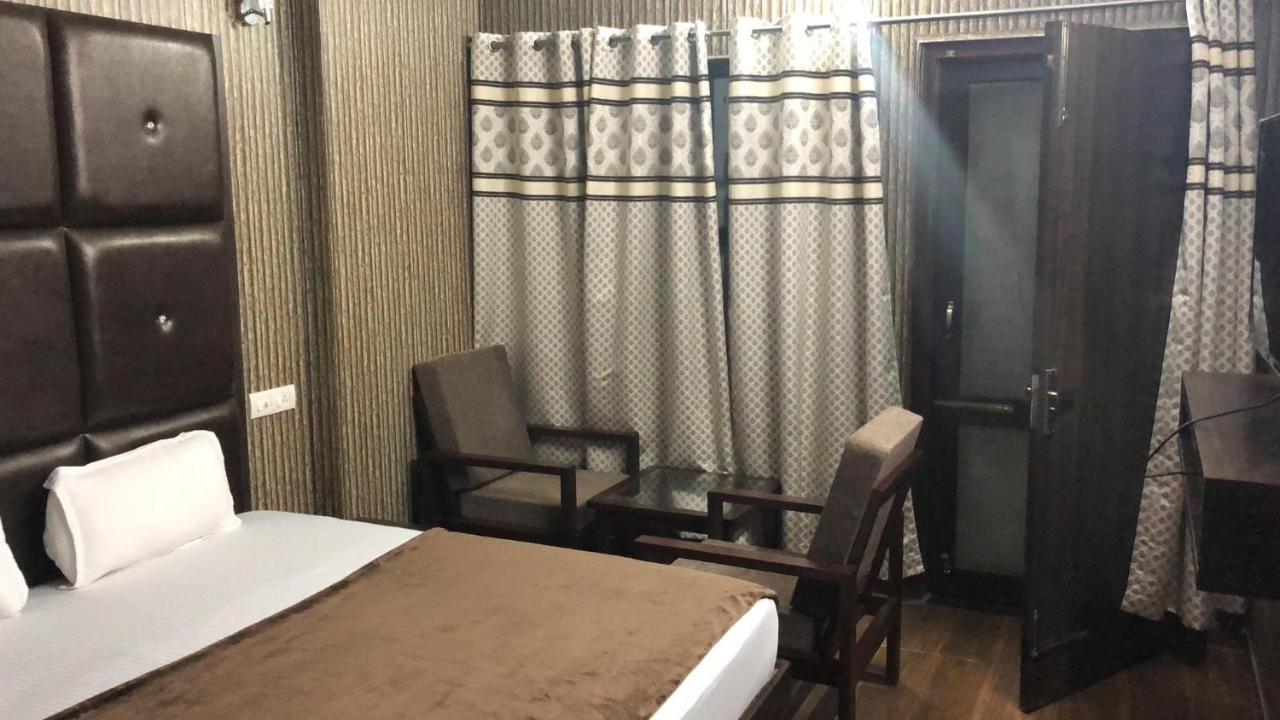 Hotel Temple View Inn Anandpur Sāhib Exteriér fotografie